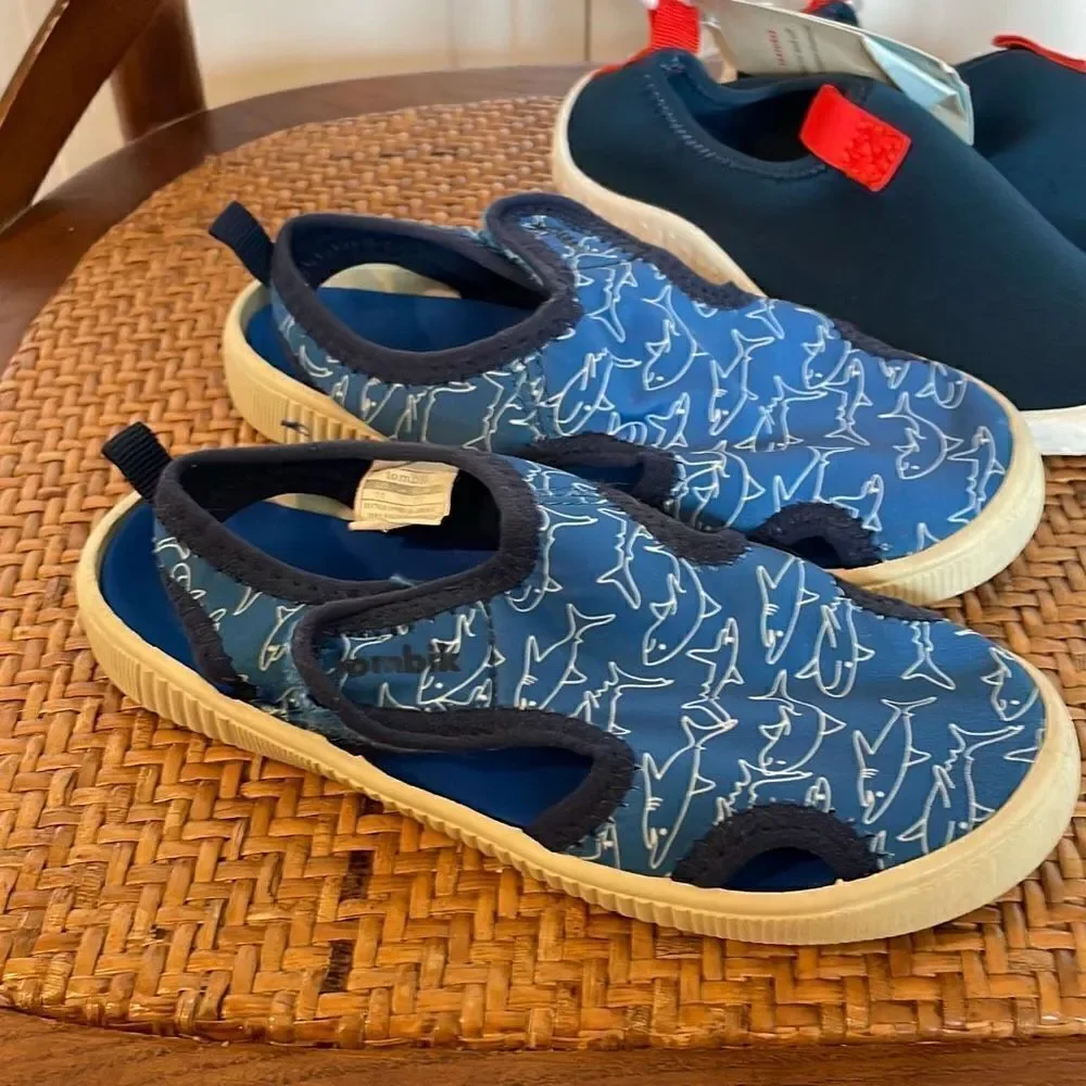 Boys size 11 water shoe bundle NWT